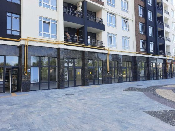 Оренда приміщення 42,4 м² | Синергія Сіті, панорамні вітрини Ирпень