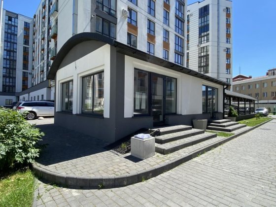 Оренда приміщення в ЖК Липки