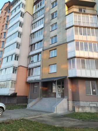Оренда фасадного магазину 132 м.кв - фото 1