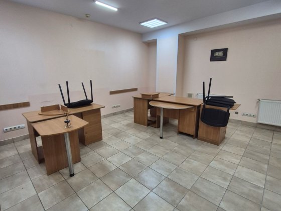 Комерційне приміщення по вул.Сахарова