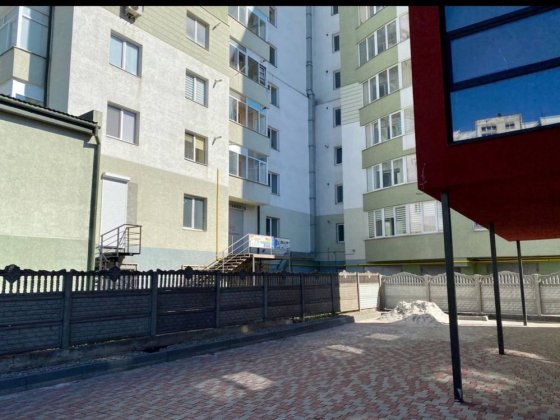 Оренда комерційного приміщення вільного призначення
