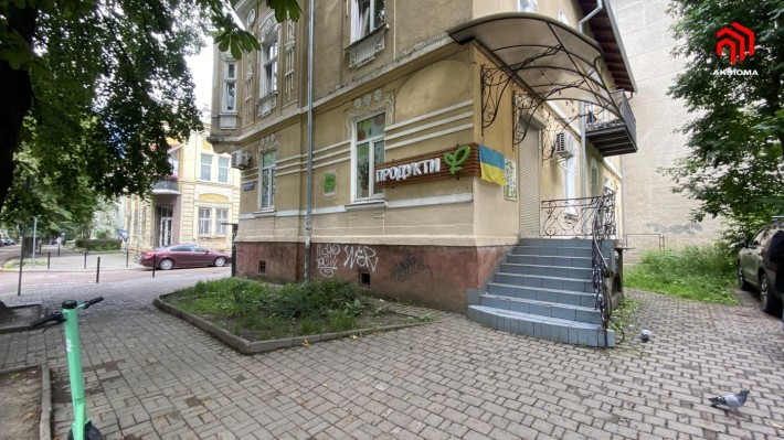 Оренда фасадного приміщення по вул.Франка - фото 1
