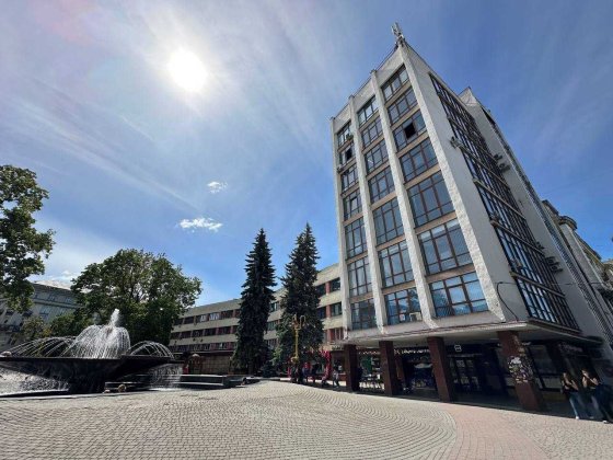 Оренда приміщення в центрі міста / стометрівка Івано-Франківськ