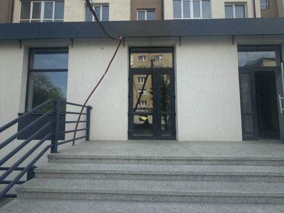 Оренда комерційного приміщення вільного призначення з потужністю 20кВт_AI