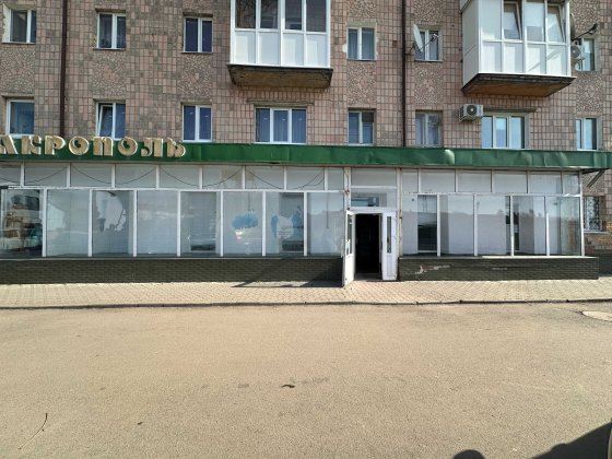 Оренда приміщення по пр. Грушевського з великими вітринами! Луцьк