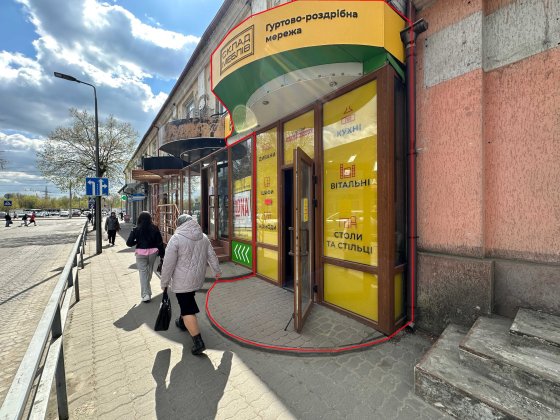 Оренда фасадного приміщення по вул.Сенаторки Левчанівської! Луцк