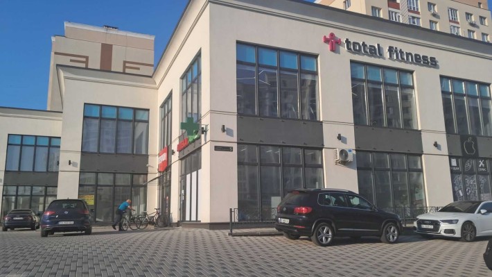 Фасадне приміщення 229 м2 в м.Хмельницький - фото 1