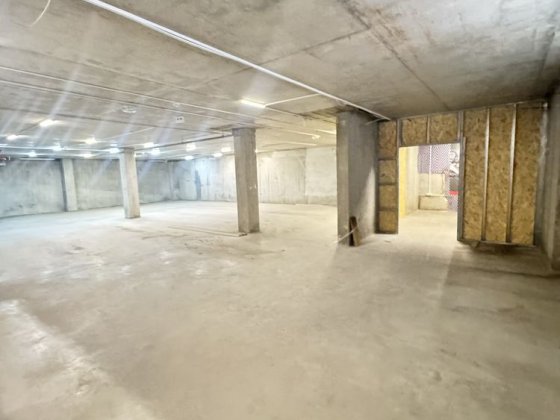 Оренда склад Вул. Зарічанська площа 273 кв.м Хмельницкий