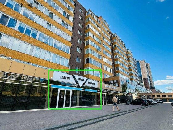 Луцьке Кільце 140м2 Здам ФАСАДНЕ приміщення в ЖК Шоколад з Панорамними вікнами та Хорошою Ціною Ровно