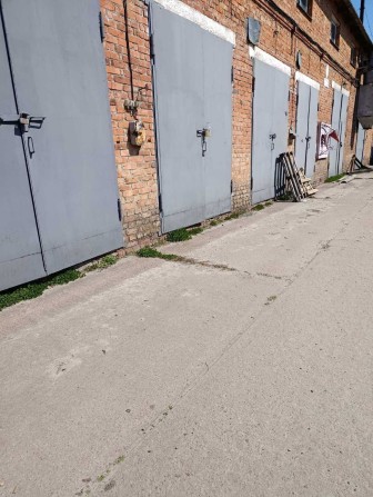 Здам приміщення під склад, виробництво або майстерню по вул. Тополянська - фото 1