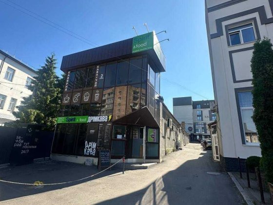 ЦЕНТР 10м2 Здам ОФІСи біля Школи та акалемії ШАГ за Хорошою Ціною Рівне