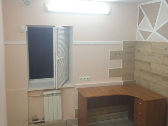 10кВ м ціна за все. Під бьюті.Є  Генератор.Сдам в оренду Металургів Сумы