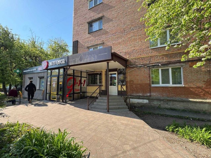 Ключі в АН. Оренда приміщення в прохідному місті на Подолі. - фото 1