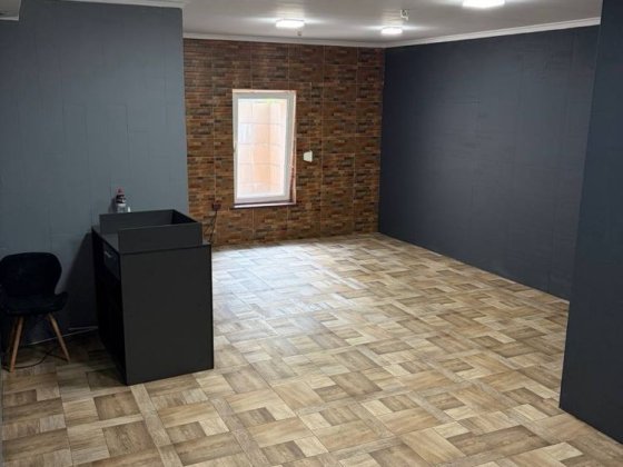 Оренда комерційного приміщення 46,5 м² у центрі міста | Окремий вхід Рівне