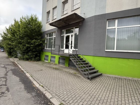 Оренда фасадного приміщення з окремим входом! Рівне
