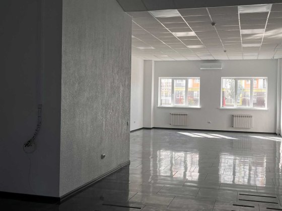 Здам в оренду приміщення вільного призначення 100м.кв навпроти меб,кв,             Європейський квар