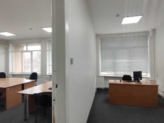 оренда 2х кабінетів в бізнес-центрі з бомбосховищем Сумы