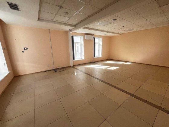 Оренда офісного  блоку  147м2 на 2му поверсі