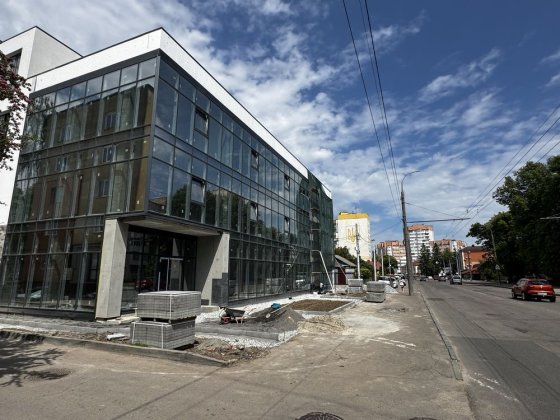 Рівне, вул. Відінська оренда торгофих і офісних площ Рівне