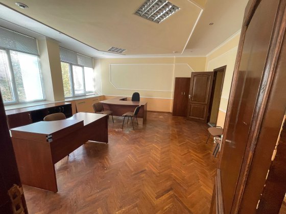 здам в оренду офісні приміщення в центрі міста 20-2000м2 Сумы