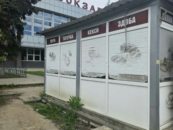 Здаються 2 магазини біля центрального автовокзалу, м. Суми Сумы