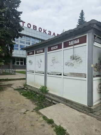Здаються 2 магазини біля центрального автовокзалу, м. Суми - фото 1