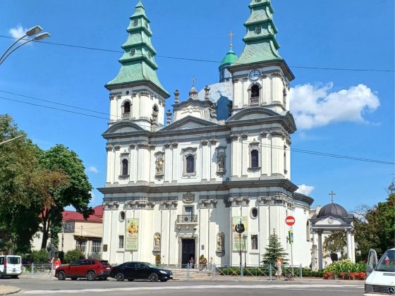 Оренда фасадного комерційного приміщення в історичному центрі міста Тернопіль