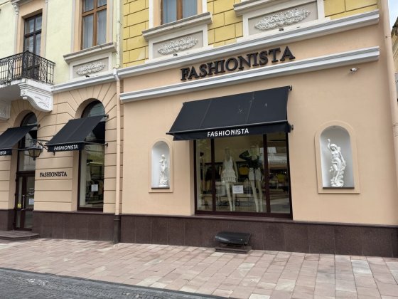Оренда-бизнес приміщення 154 кв. і складс. приміщення Чірнівці-центр. Черновцы