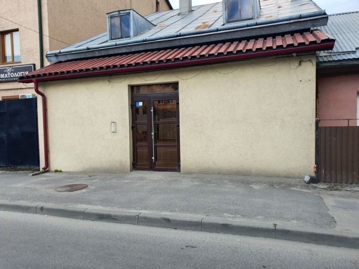 Оренда комерційного приміщення в прицентровій зоні - фото 1
