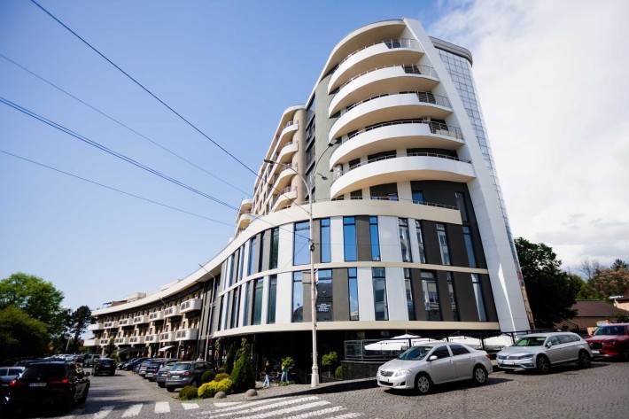 Оренда приміщення 145,8 м² з ремонтом і фасадними вікнами ｜ DREAM CITY BUSINESS CENTER ｜ Центр Ужгор - фото 1