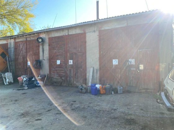 Ужгород. Ольжича, 26. Оренда приміщення 86,9 кв.м. Власник (склад, виробництво, гараж) Ужгород