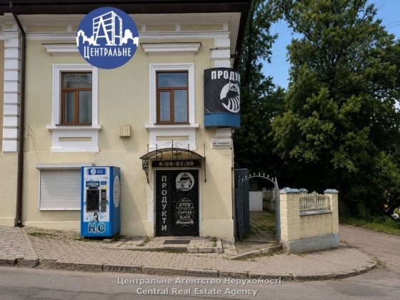 Оренда нежитлового приміщення  Вул Марка Вовчка (поруч центральний корпус ЧНУ) Черновцы