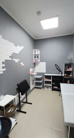 Оренда кабінету в салоні краси Буковинська 33А - фото 1