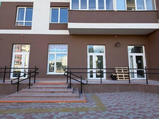 Здається комерційне приміщення ЖК «Парковий квартал» 80м2 Черкассы