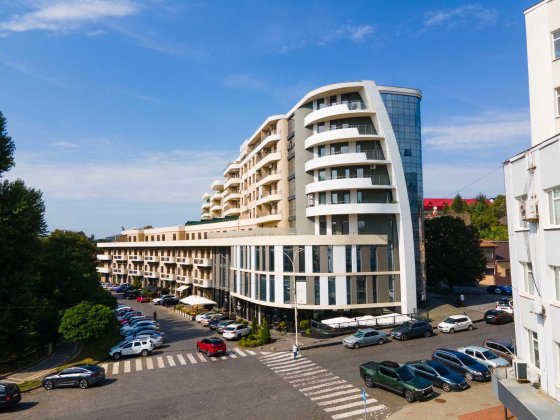 Оренда офісу 27,4 м² ｜ DREAM CITY BUSINESS CENTER ｜ Центр Ужгорода ｜ вул. Гойди ｜ Без комісії Ужгород