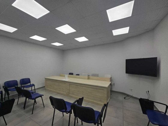 Здається в оренду комерційне приміщення площею 60 м² у центрі міста, по вул. Качали Тернопіль