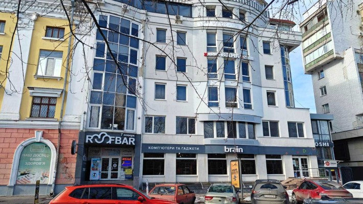 Приміщення центр Черкас 171 м2 з панорамними вікнами - фото 1
