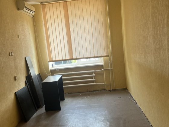 Здається офіс  18м.кв ЮЗР Черкассы