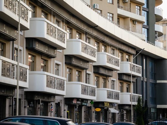 Оренда офісного приміщення 109,3 м² з ремонтом та балконом ｜ DREAM CITY BUSINESS CENTER ｜ Центр Ужго Ужгород