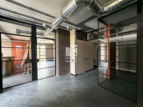 Оренда преміального офісного приміщення в стилі Loft у центральній частині Ужгорода. Ужгород