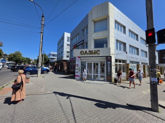 Оренда приміщення 1 та 2 поверхів, 232.5 та 247.5 м2 у м. Черкаси Черкаси