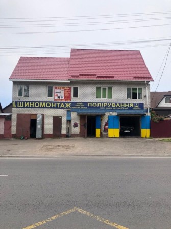 Оренда універсального приміщення + 1/2 дома - фото 1