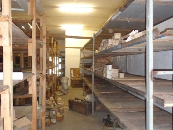 Склад з СТЕЛАЖАМИ 264м2 Без Опалення. Бетонна підлога. Цілодобова Охорона. Черкаси