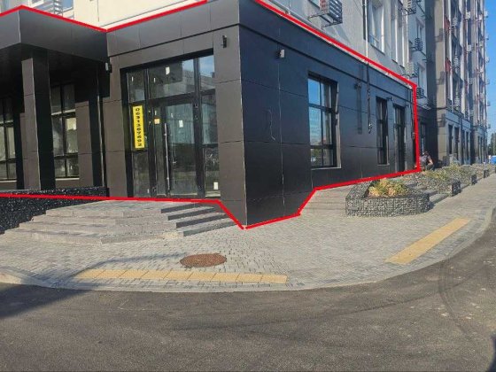 Нежитлове приміщення 140 м.кв,Жк " Незалежність",Масани,прохідне місце Чернигов