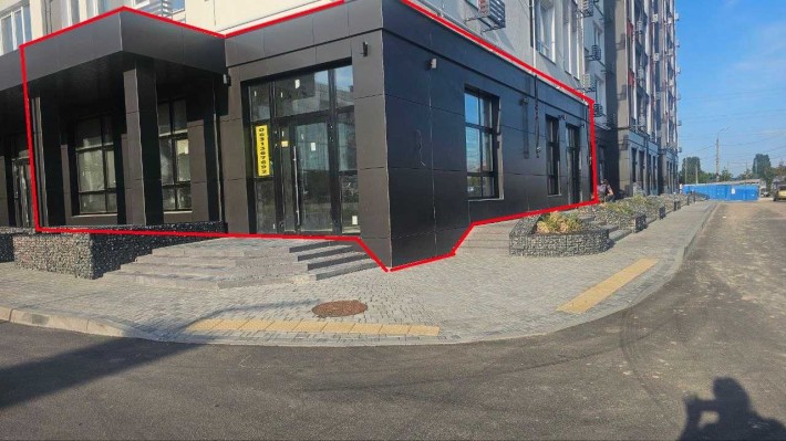 Нежитлове приміщення 140 м.кв,Жк " Незалежність",Масани,прохідне місце - фото 1