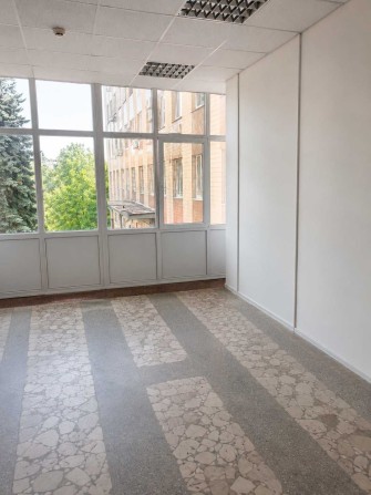 Оренда офіса 25м² р-н Вишенька - фото 1