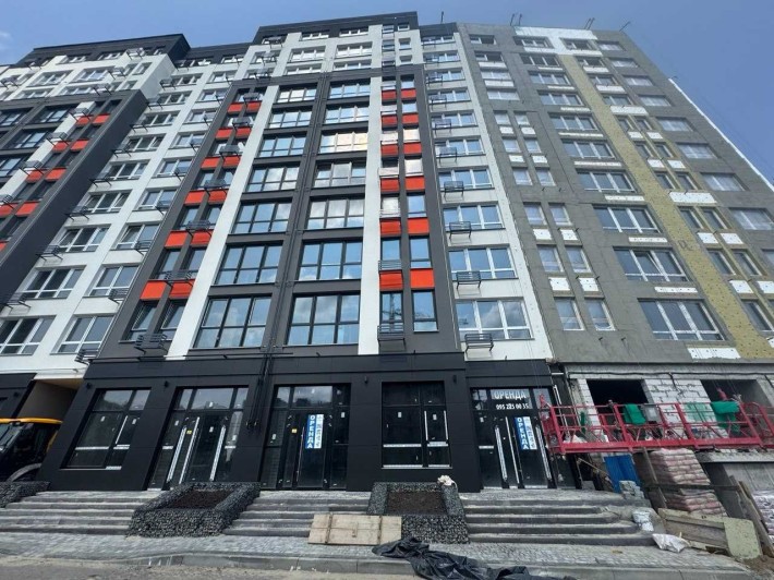 Оренда комерційного приміщення 61м2 по вул.Незалежності 7Б. Масани.1 лінія - фото 1