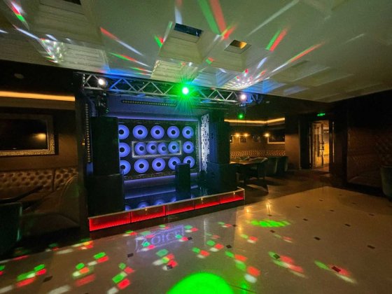 Оренда готового караоке-бару VIP | Центр міста | 200 м² | Окремий фасадний вхід Черкаси