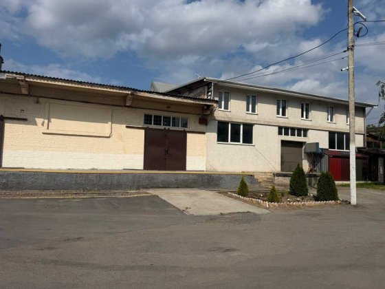 Оренда складу з рампою у Вінниці | 150 м² + офіс 38,5 м² | Заїзд для фур Вінниця