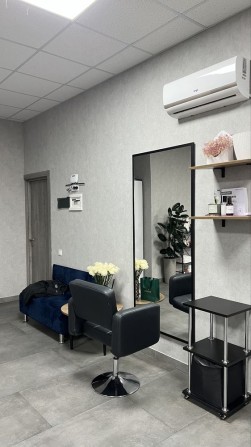 Оренда робочого місця для майстрів з кератину, нарощування волосся - фото 1